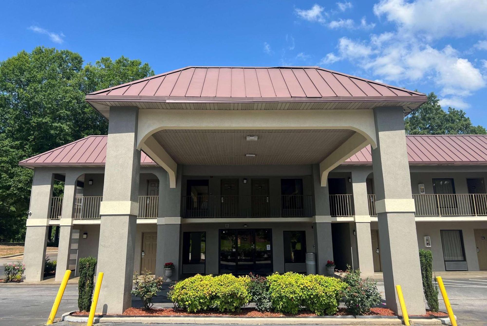 Super 8 By Wyndham Decatur/Lithonia/Atl Area Exterior foto